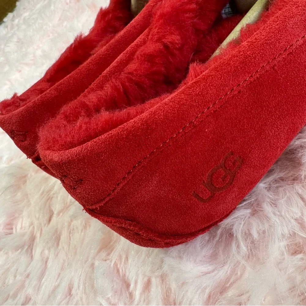 UGG Women's Red Suede Loafers size 8 New in box fur lined house shoe moccasin - Picture 6 of 7